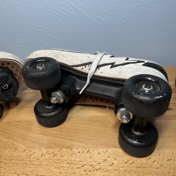 Vans Custom Bolt Men's Size 7.5 Classic Roller Skates Boltz Black White Repair - Picture 6 of 12